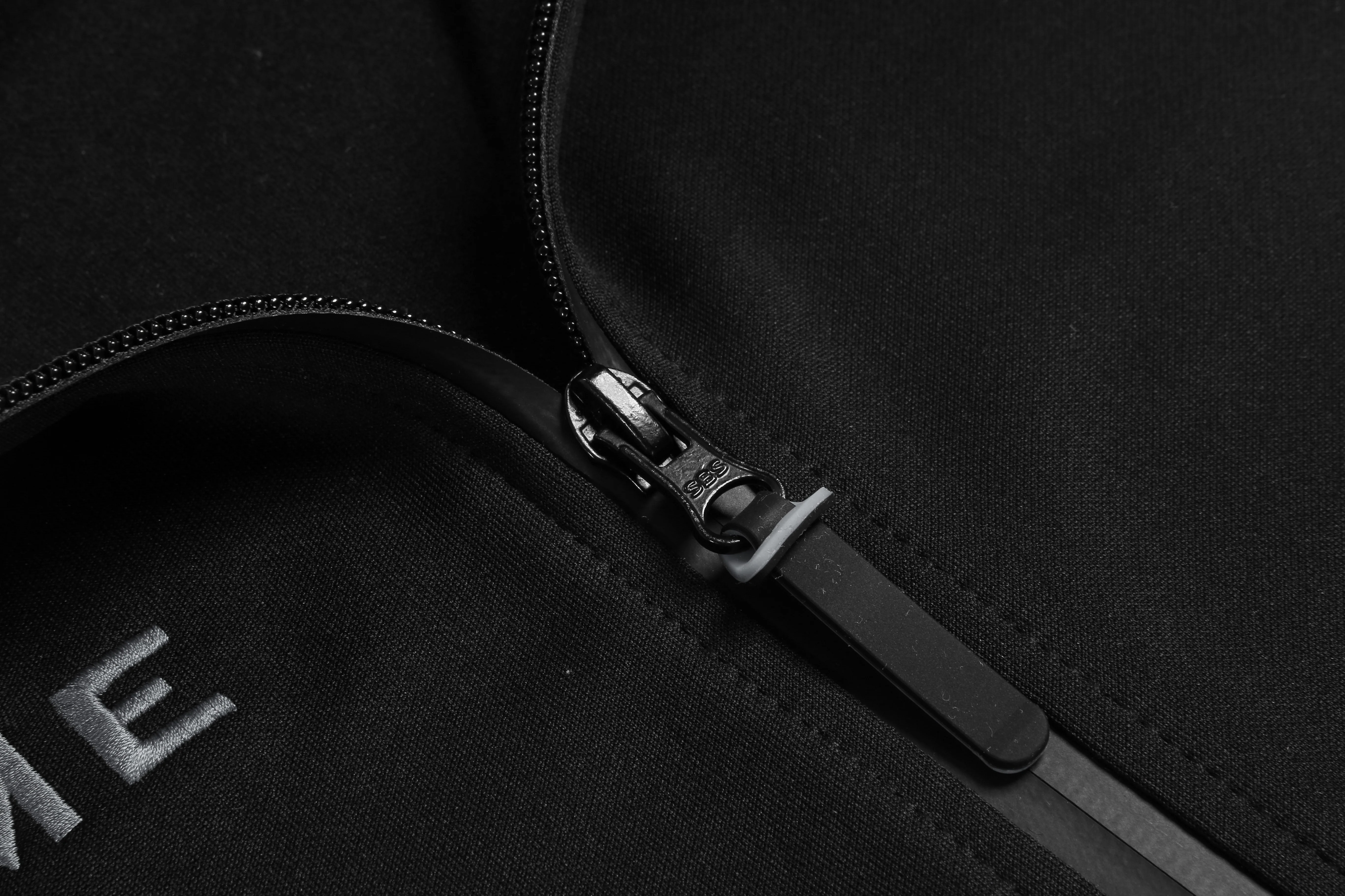 CHAQUETA DE CHÁNDAL MONTES NEGRO - Image 5