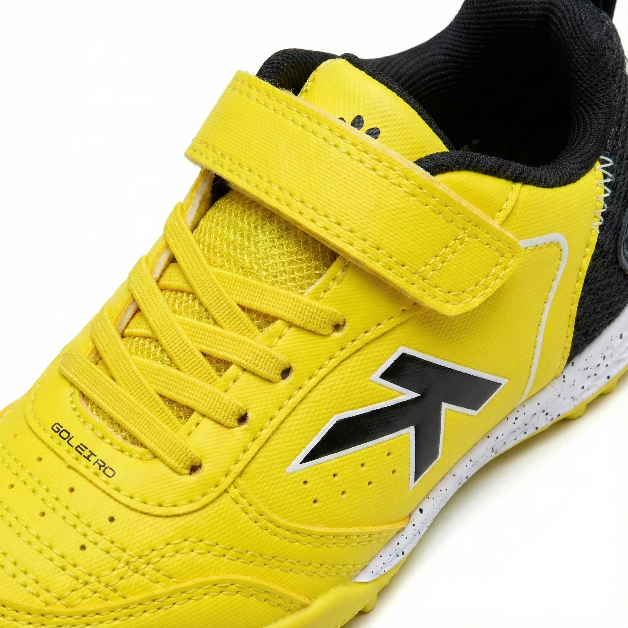 ZAPATILLAS DE NIÑO GOLEIRO TURF ELASTIC AMARILLO Y NEGRO - Image 3