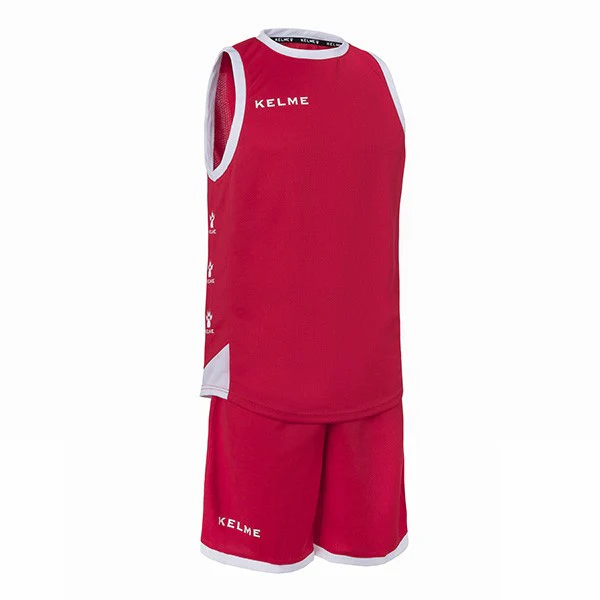 EQUIPACIÓN DE BALONCESTO VITORIA ROJO Y BLANCO