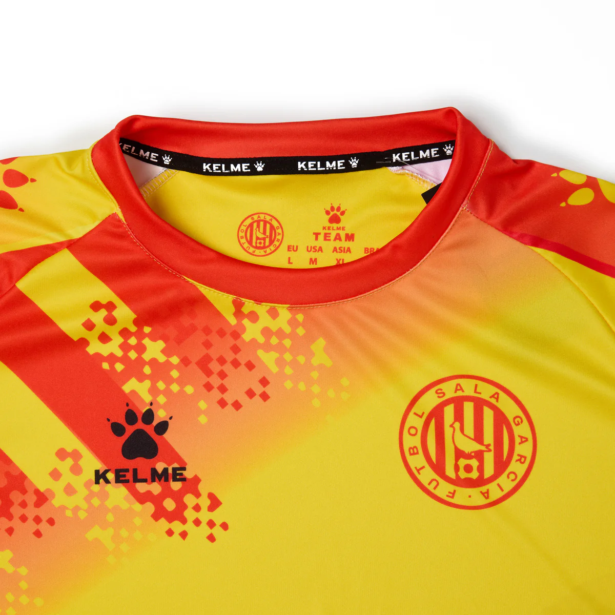 CAMISETA INDUSTRIAS SANTA COLOMA EQUIPACIÓN 25-26 AMARILLO - Image 3