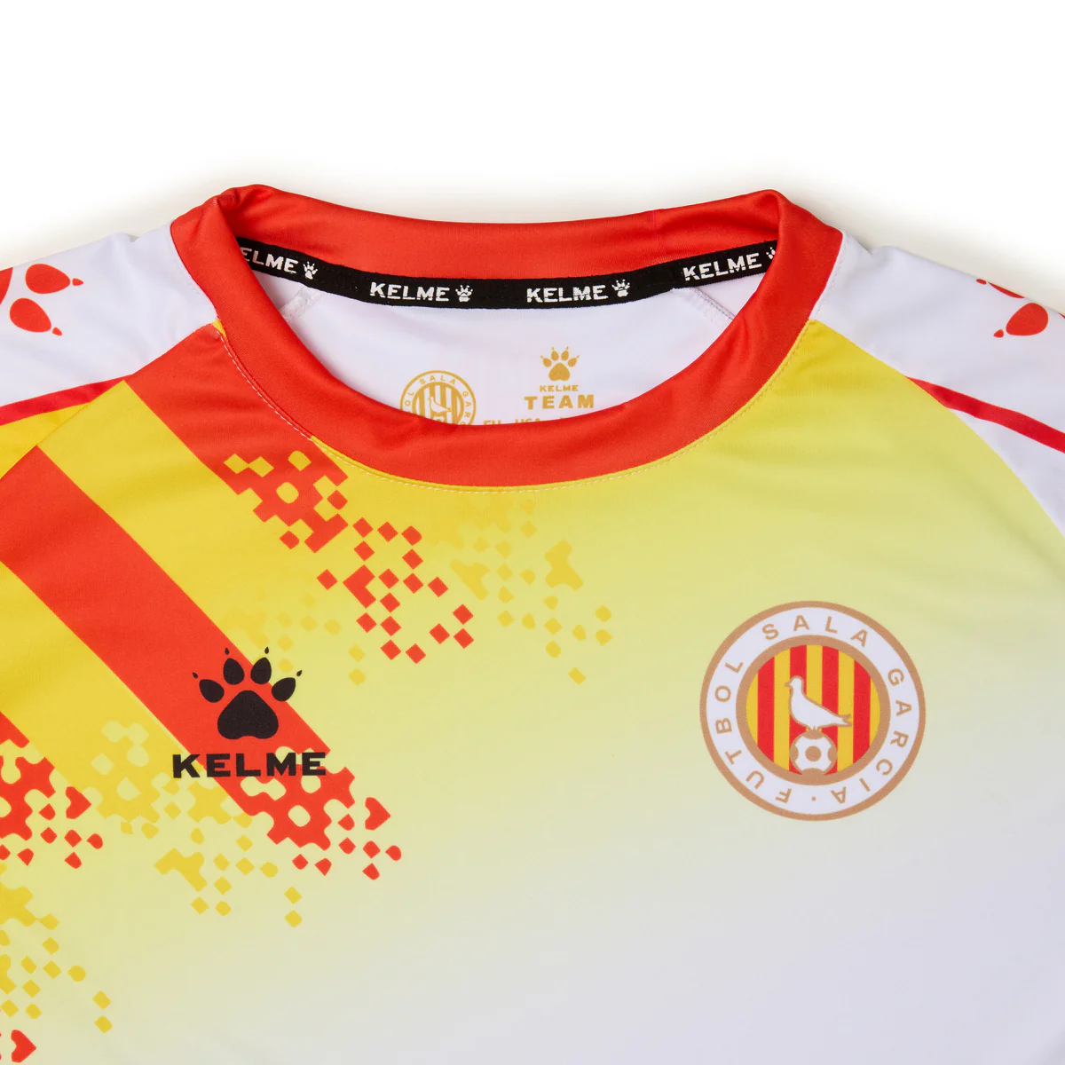 CAMISETA INDUSTRIAS SANTA COLOMA EQUIPACIÓN 25-26 BLANCO - Image 3