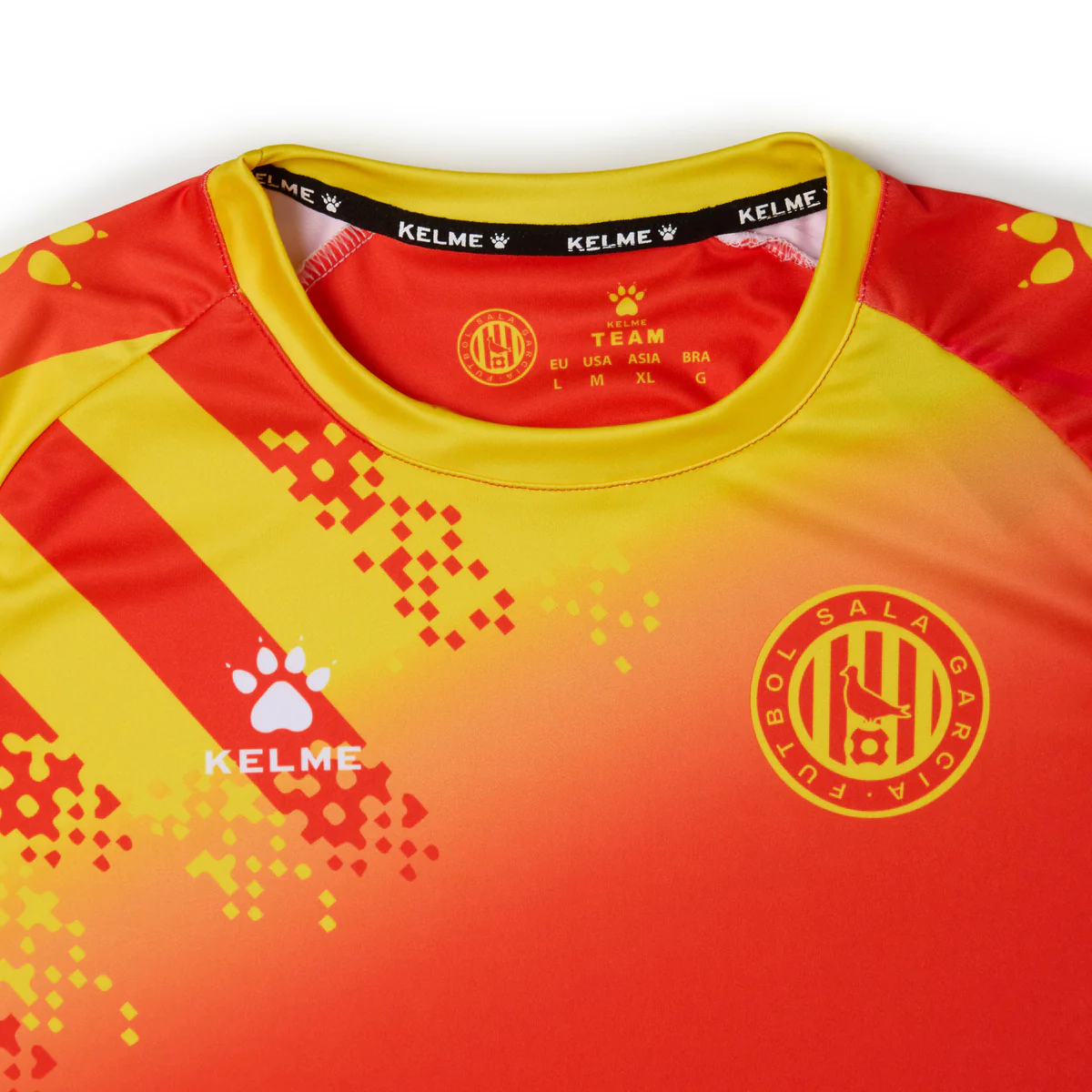 CAMISETA INDUSTRIAS SANTA COLOMA EQUIPACIÓN 25-26 ROJO - Image 3